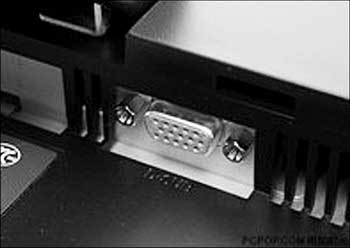 2、VGA輸入接口