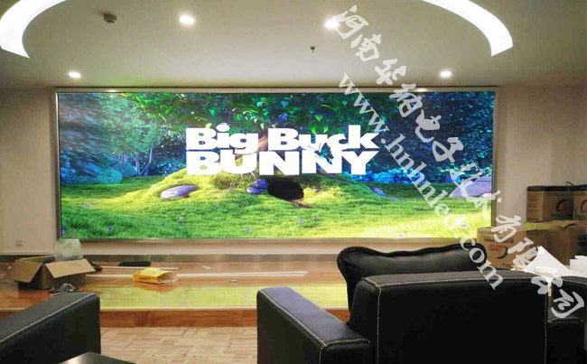 如何選擇合適的COB小間距LED顯示屏產(chǎn)品？COB顯示屏怎么選？
