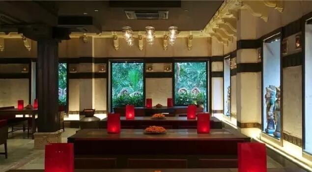 Led顯示屏完美融入餐廳 預示更多行業(yè)領域未被led屏企開發(fā)
