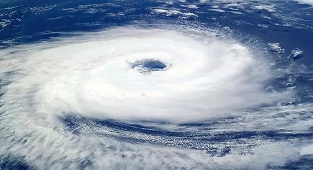 臺風前腳走暴雨后腳來 led顯示屏如何迎戰(zhàn)才能屹立不倒？
