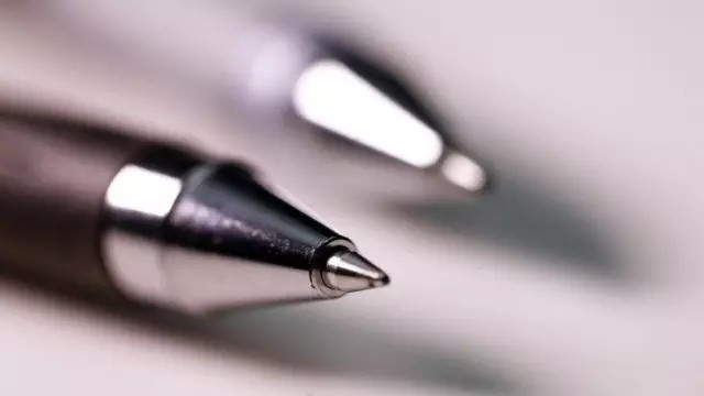 中國(guó)終于造出圓珠筆頭！！LED顯示屏生產(chǎn)設(shè)備為何仍以進(jìn)口為榮？